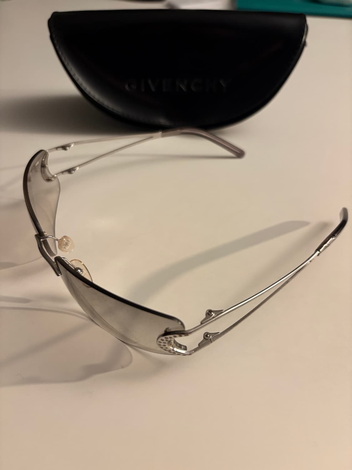 지방시 Givenchy 무테 선글라스 상품이미지4