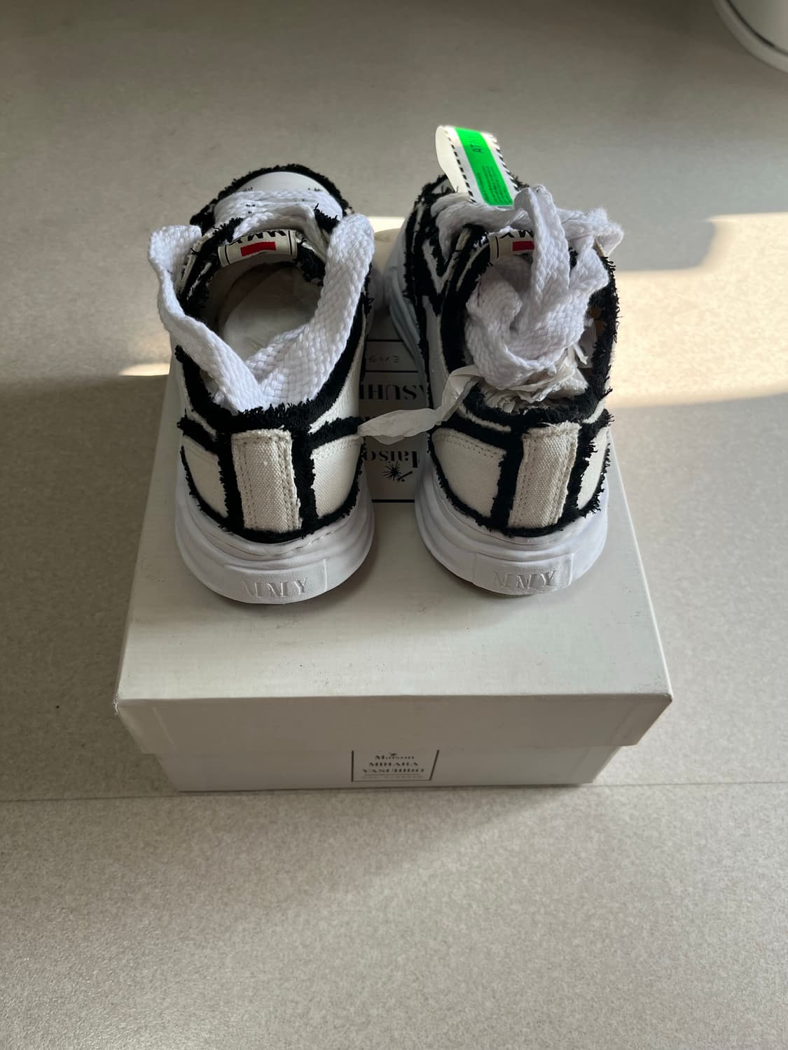 미하라야스히로 41 사이즈 팝니다 상품이미지4