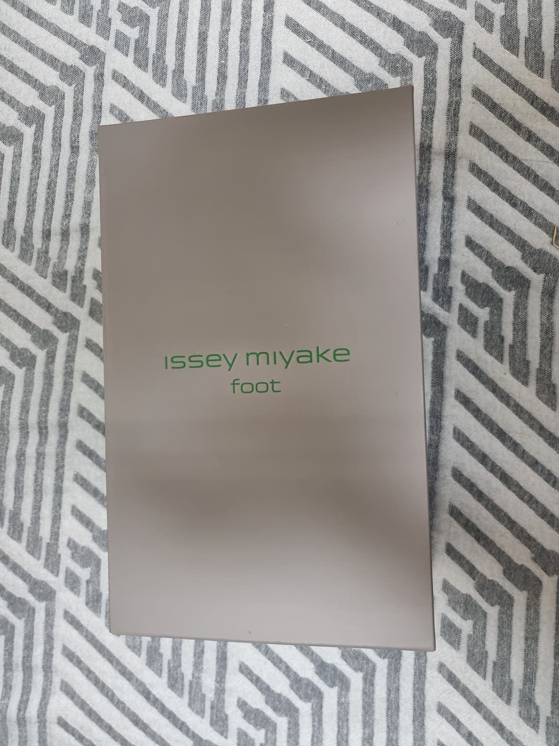 이세이미야케 X 아식스 그레이 265size 새상품 상품이미지3