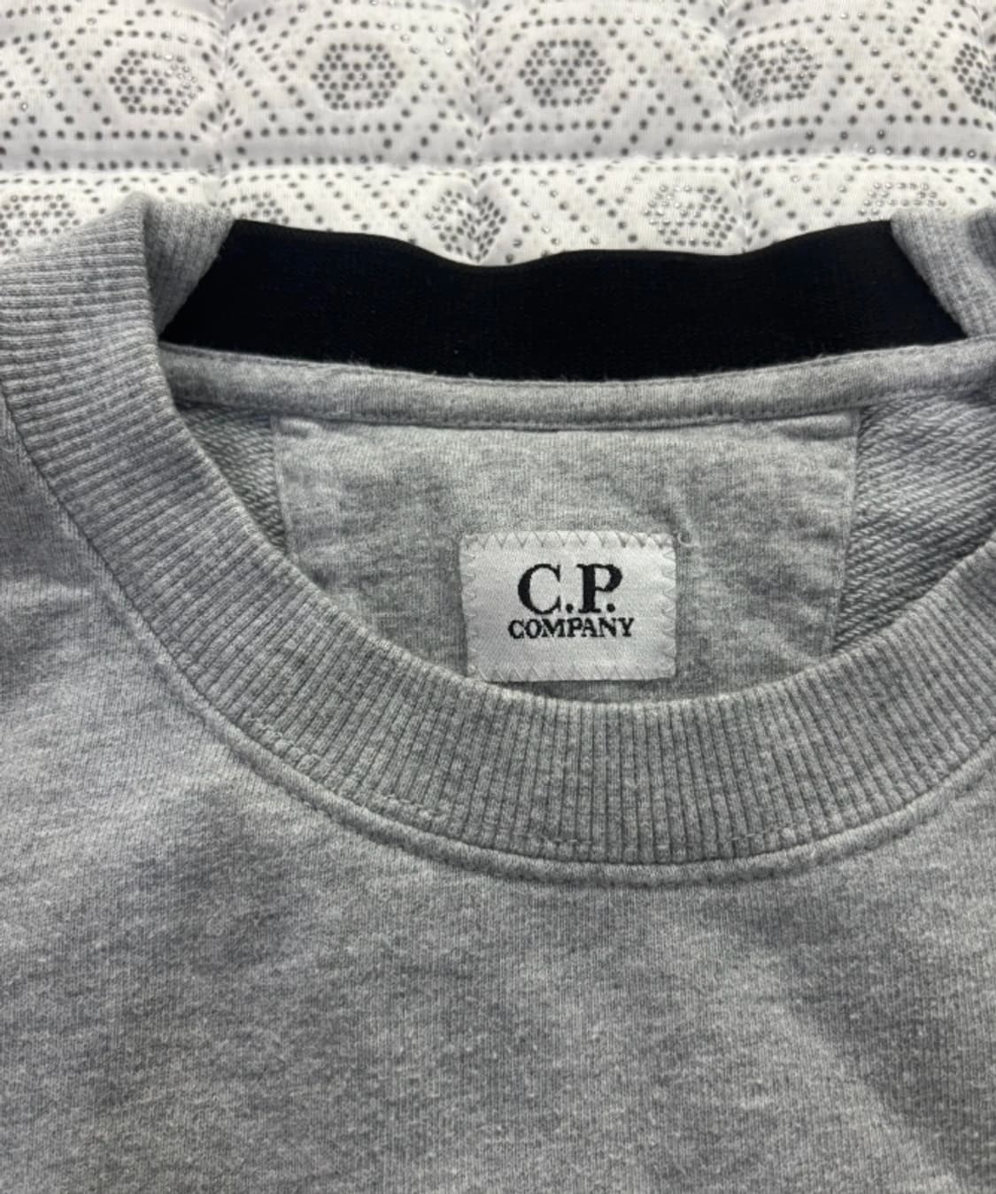 씨피컴퍼니 CP컴퍼니 렌즈 맨투맨 100 상품이미지3