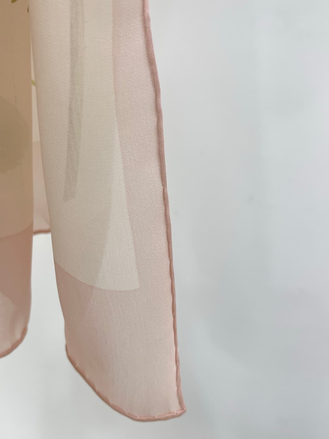 페라가모 실크 머플러 상품이미지6