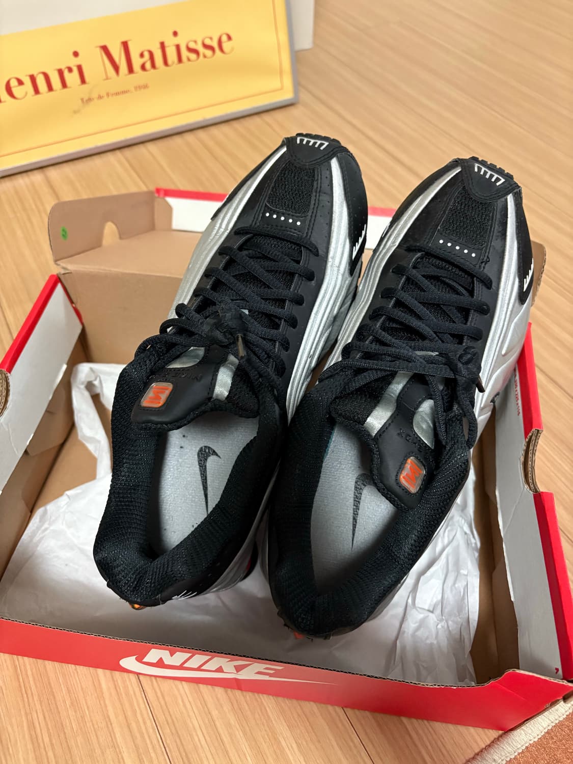 샥스r4 280 블랙앤메탈릭실버 상품이미지2