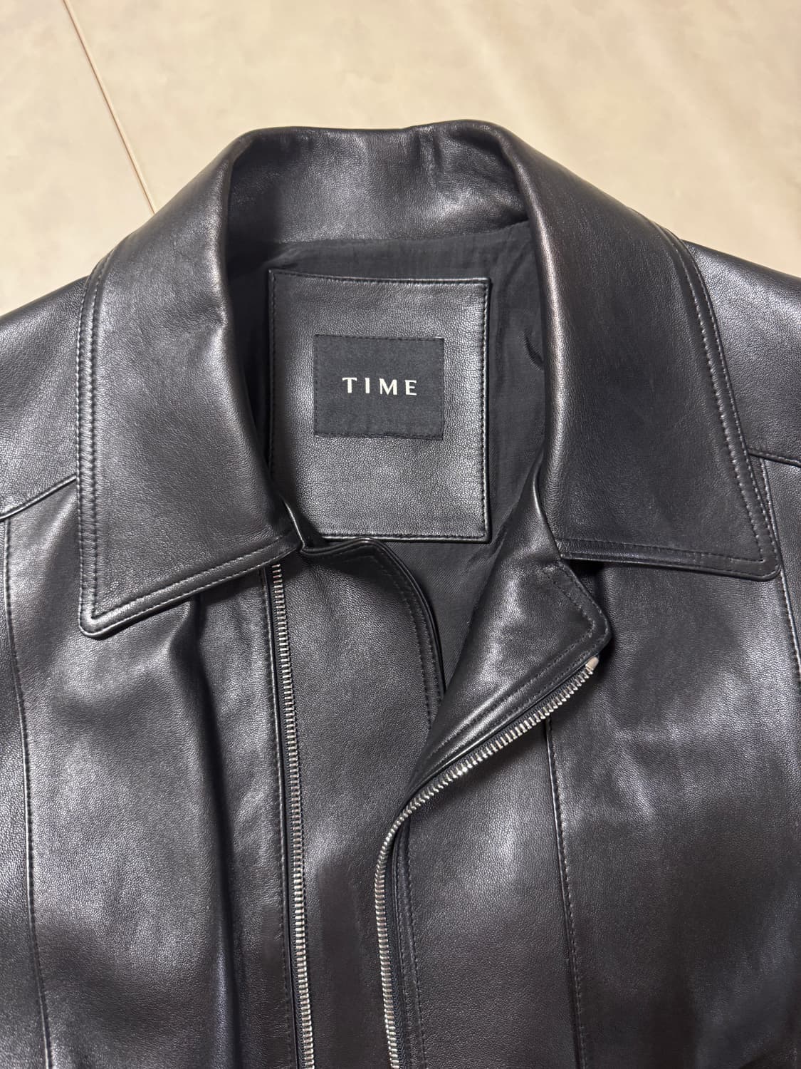 타임옴므) 블랙 가죽 블루종 상품이미지3