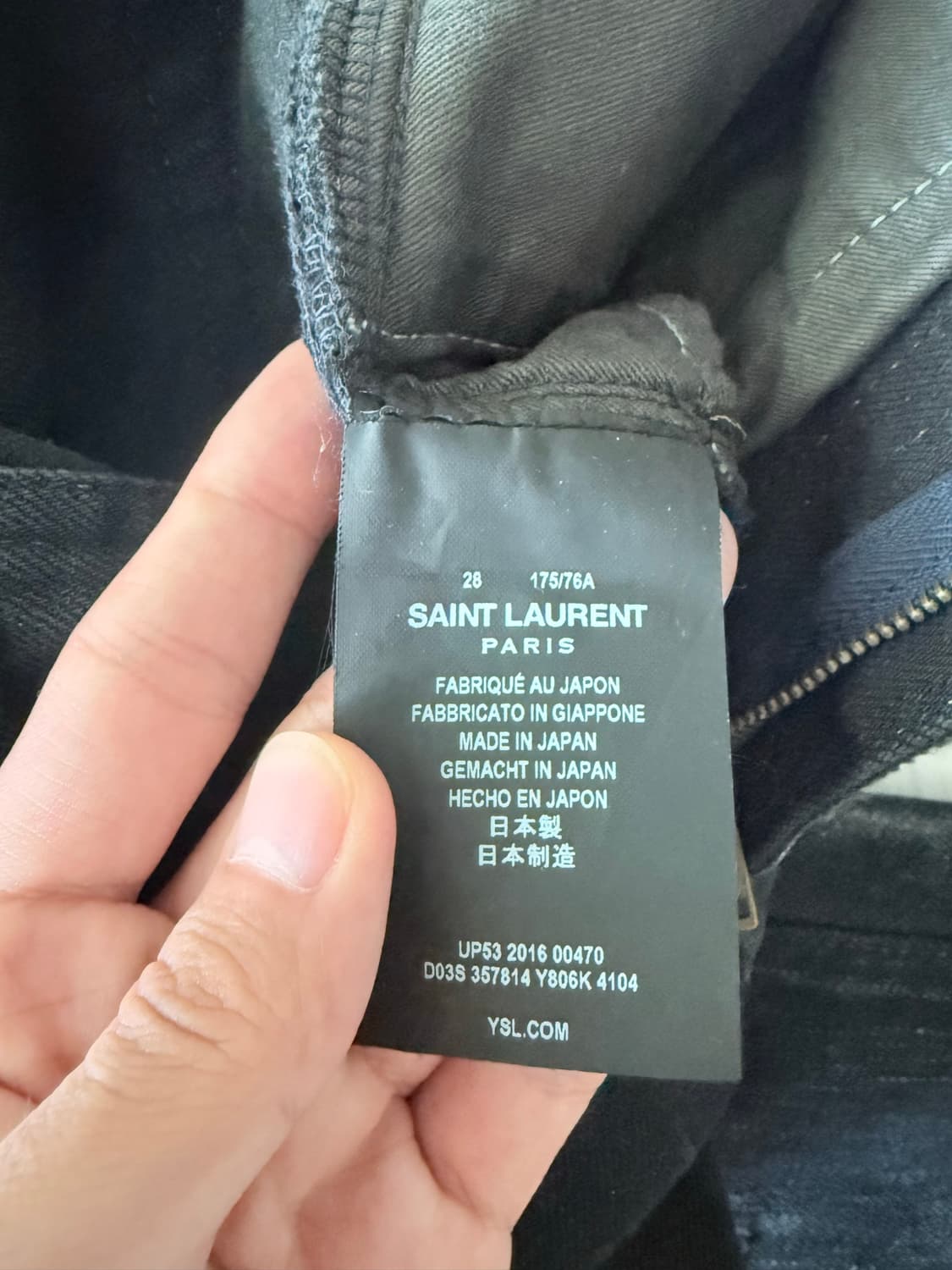 Saint Laurent oil Washed Distresed Jeans 상품이미지5