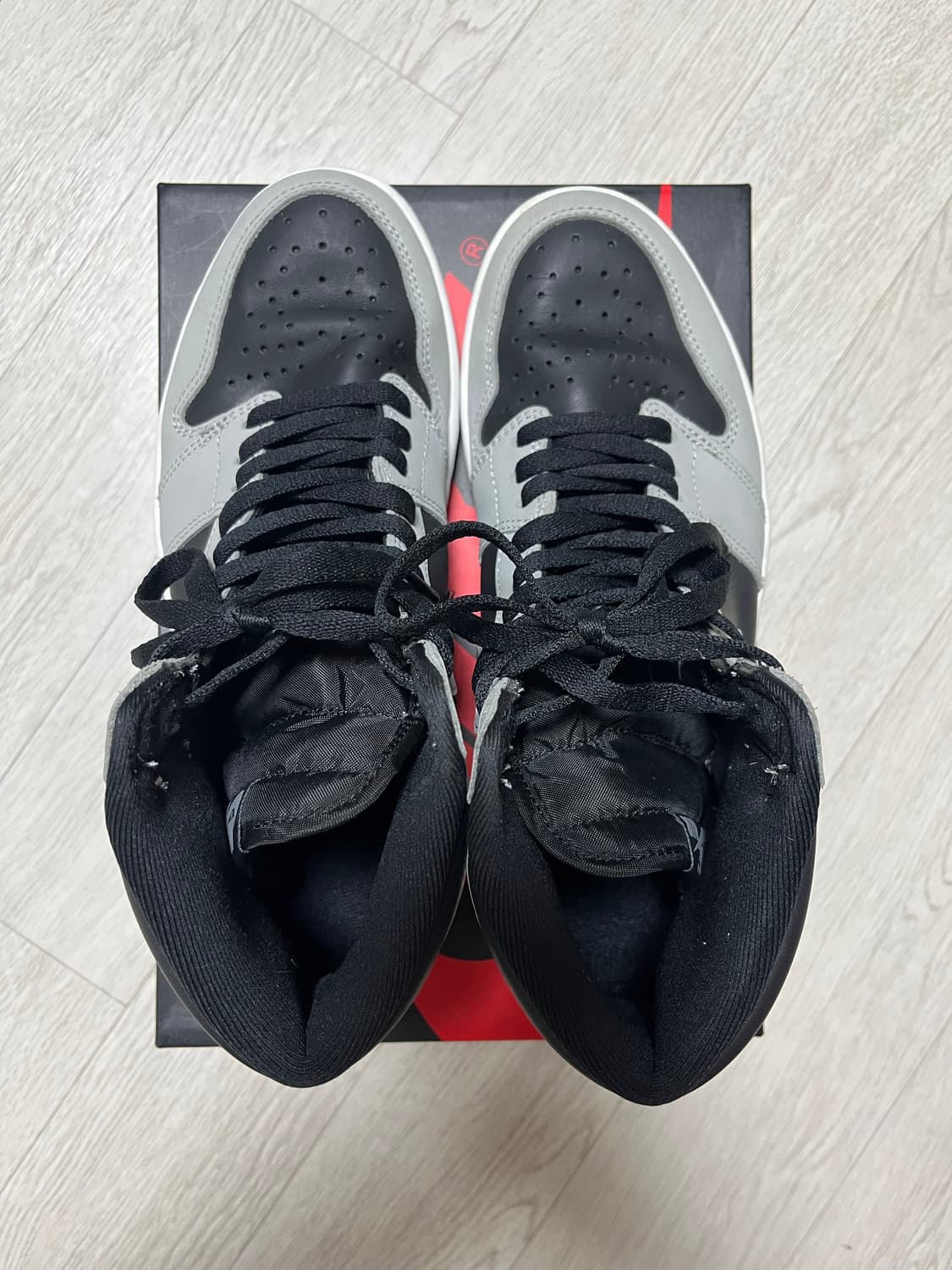 조던1 레트로 하이 OG 쉐도우 2.0 상품이미지3