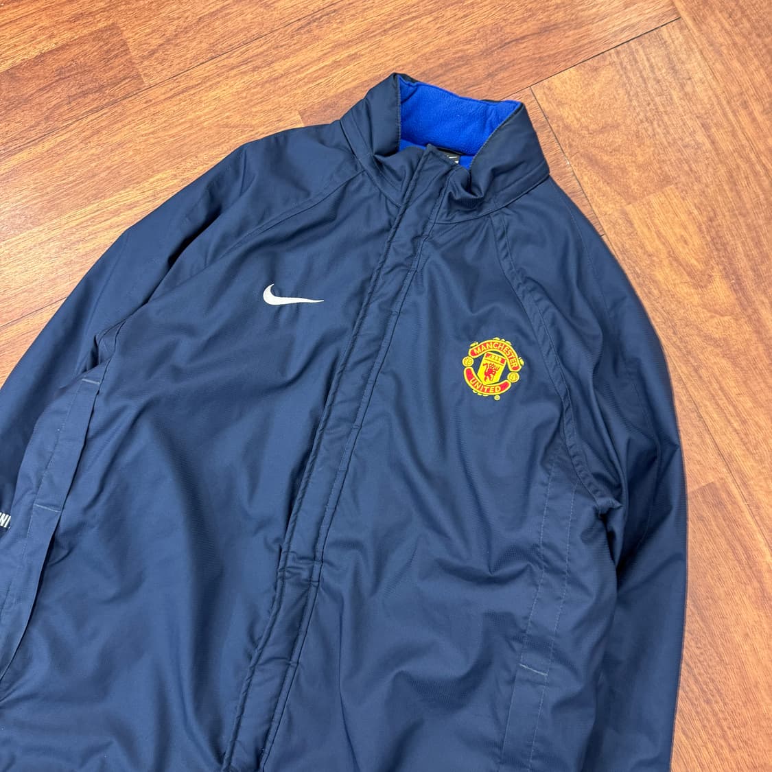 M(100)나이키 맨체스터유나이티드05시즌 맨유 자켓 상품이미지3