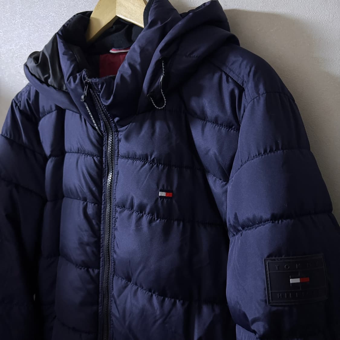 타미힐피거 네이비 후드 패딩점퍼 M (105정도) 상품이미지6