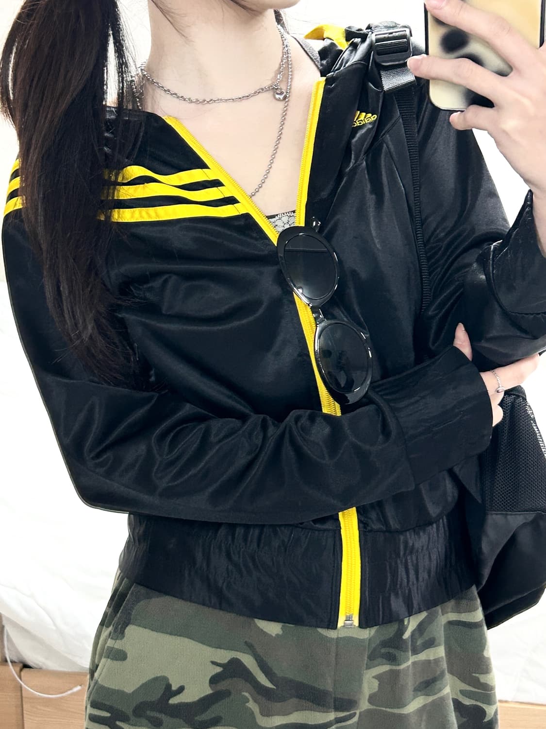 아디다스 자수로고 블랙 후드집업 상품이미지3