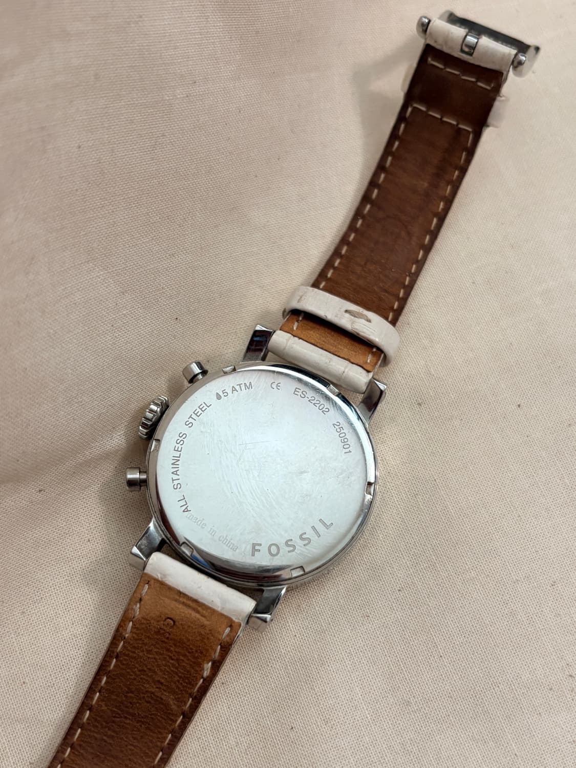 FOSSIL 화이트 레더 여성 크로노그래프 시계 (ES-2202) 상품이미지4