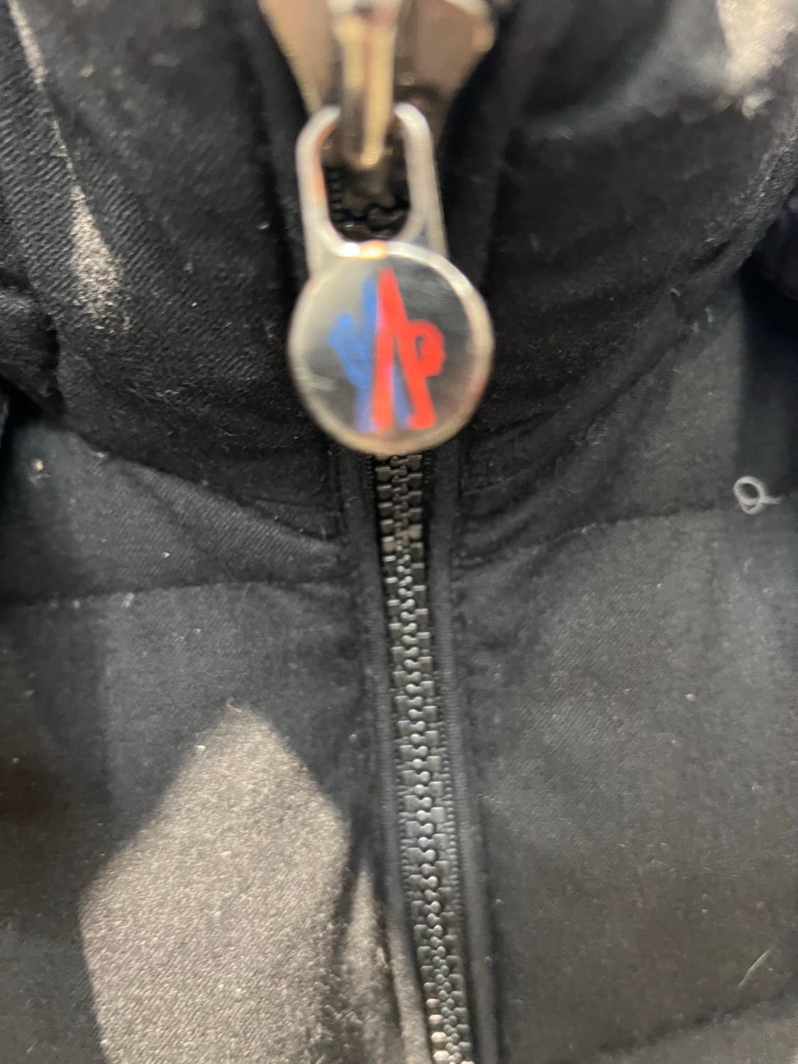 (2) 몽클레어 몽제네브르 남성 패딩 블랙 새상품급  상품이미지7