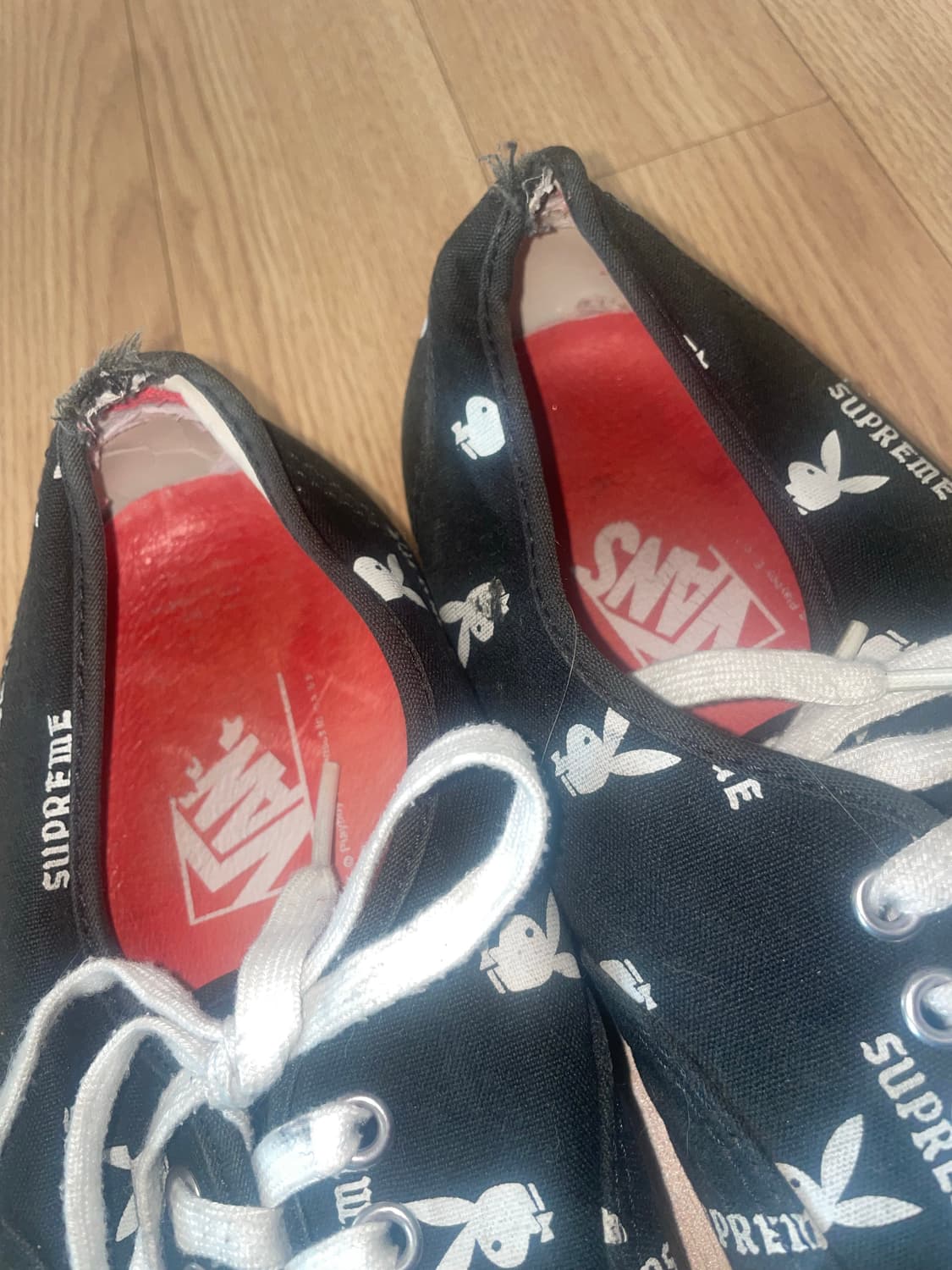 (270) 반스xSupreme Playboy 콜라보 블랙 스니커즈 상품이미지2