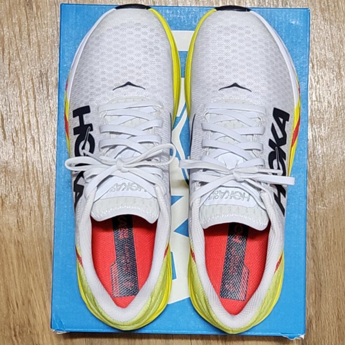 호카 275 로켓X 화이트 이브닝 프림로즈 상품이미지5