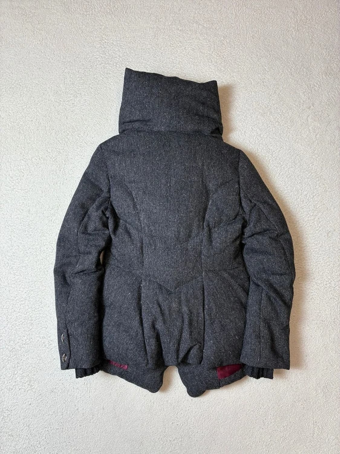 비비안웨스트우드 10's 앵글로매니아 사선 하이넥 패딩 PN7146 상품이미지7