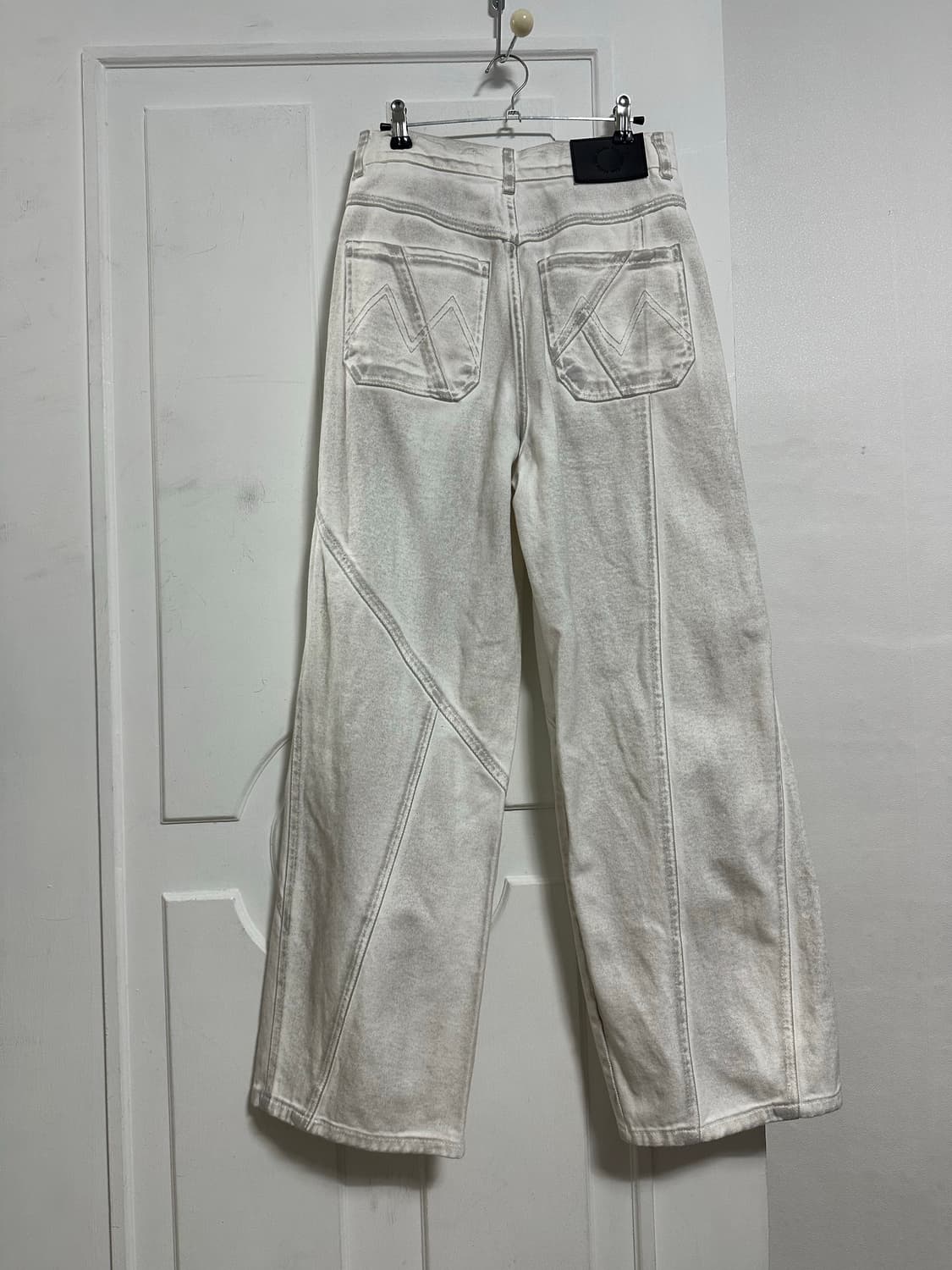 마뗑킴 라인 포인트 페인팅 데님 팬츠 상품이미지2