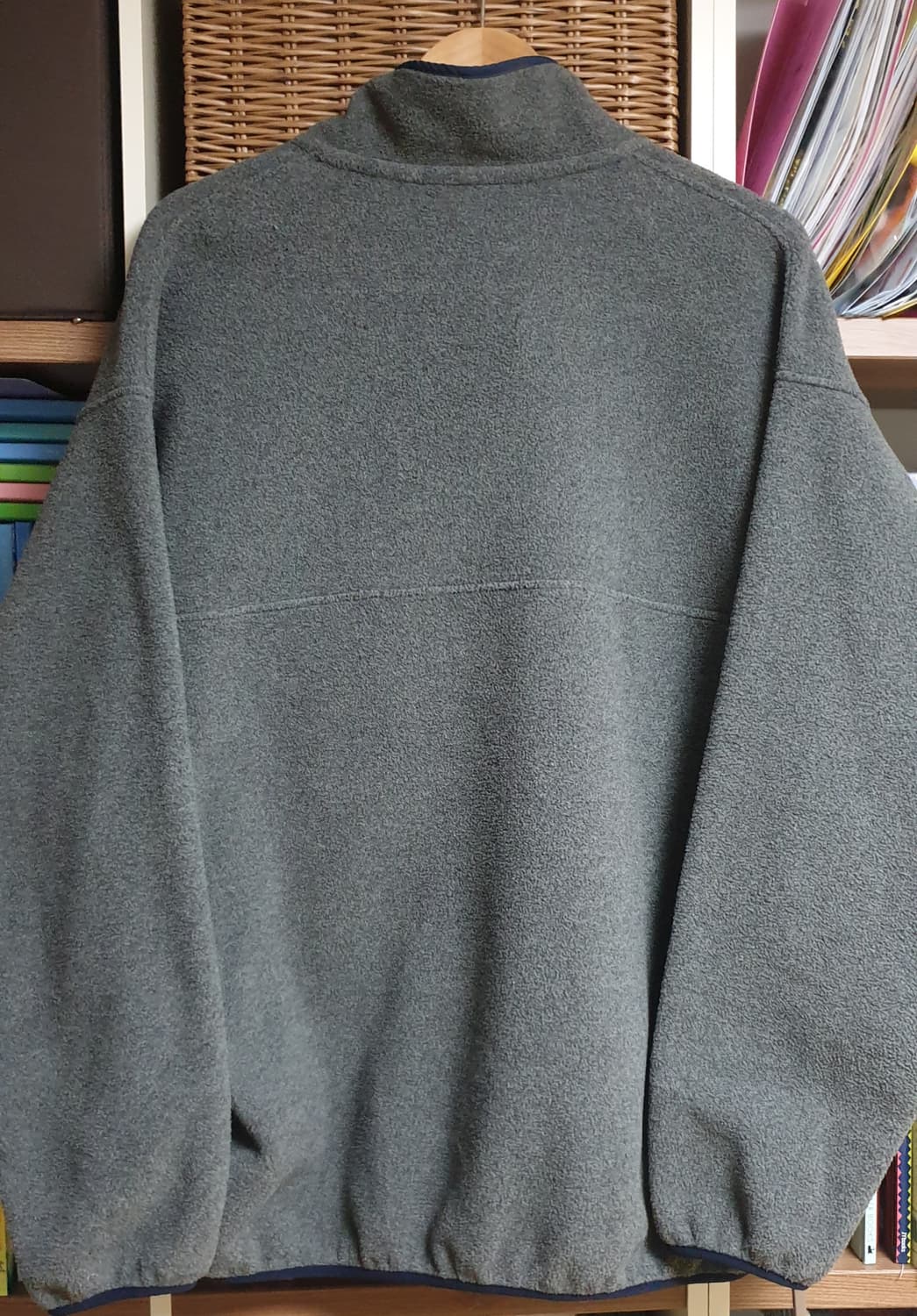 파타고니아 헤비웨이트 신칠라 풀오버 니켈 네이비 L
 상품이미지3