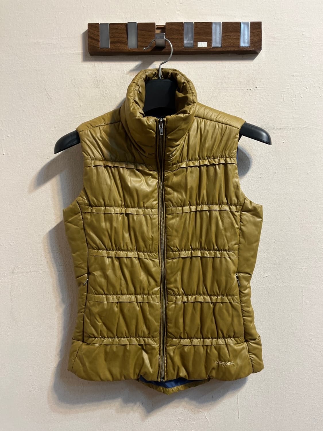 파타고니아 인슐레이션 다운 베스트  상품이미지1