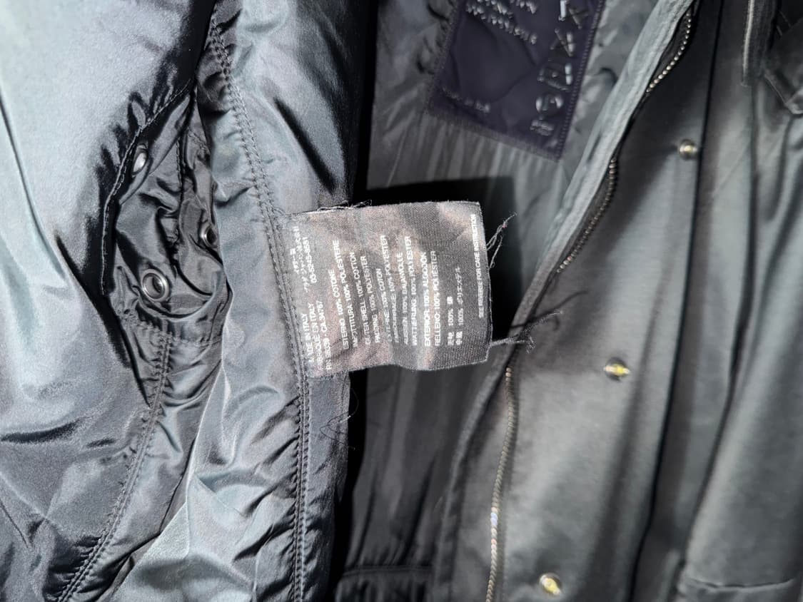 프라다 유틸리티 블랙 롱 코트 상품이미지8