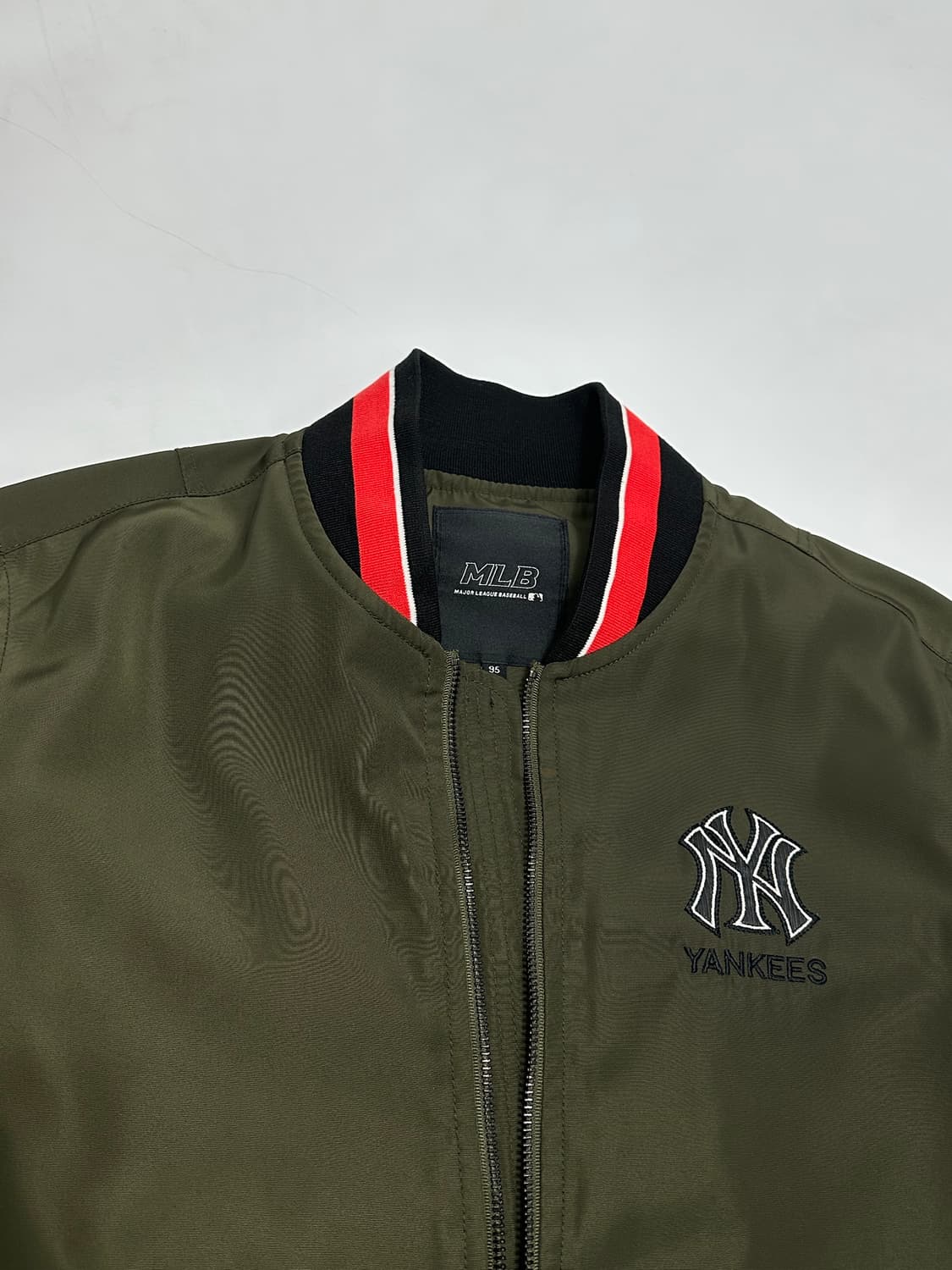 MLB 뉴욕양키즈 ma-1 항공점퍼 블루종 상품이미지3