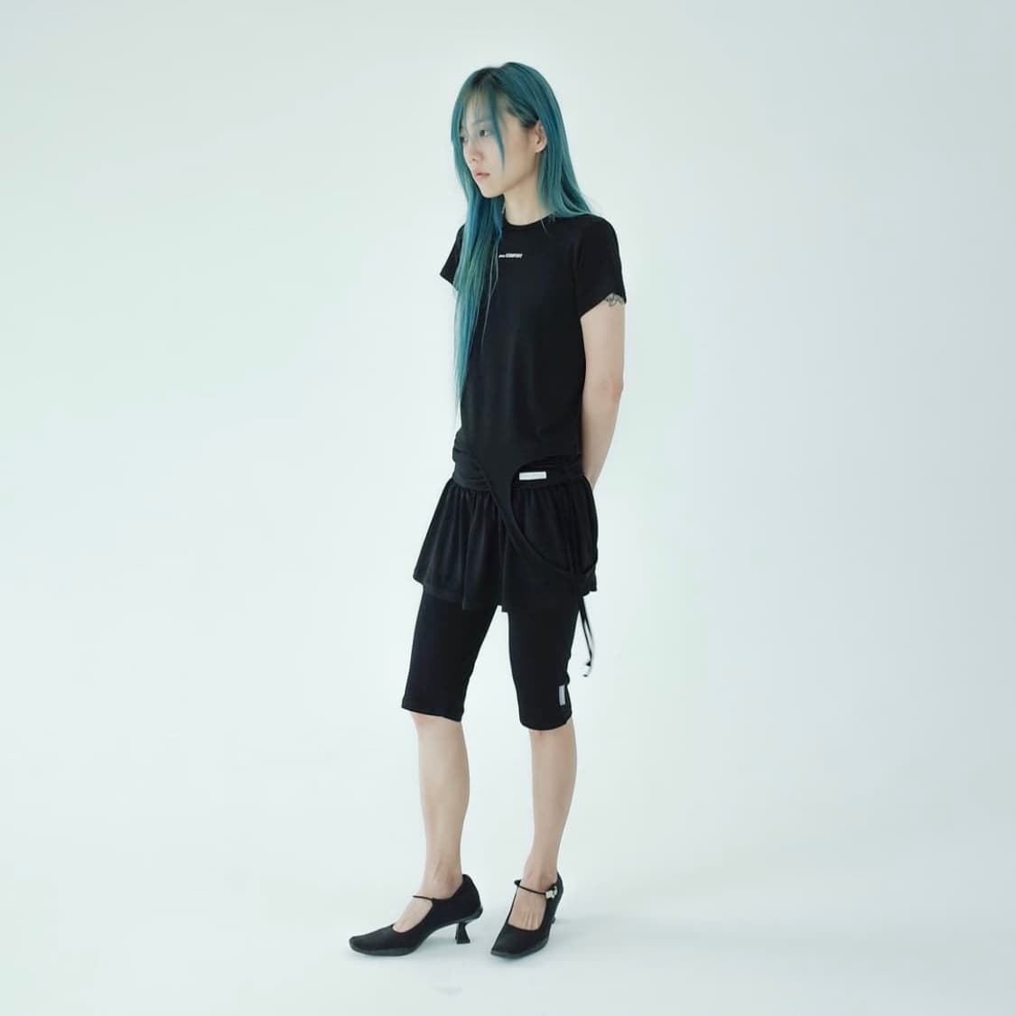 지초이 24-003 HEM ROUNDED T-SHIRT 상품이미지2