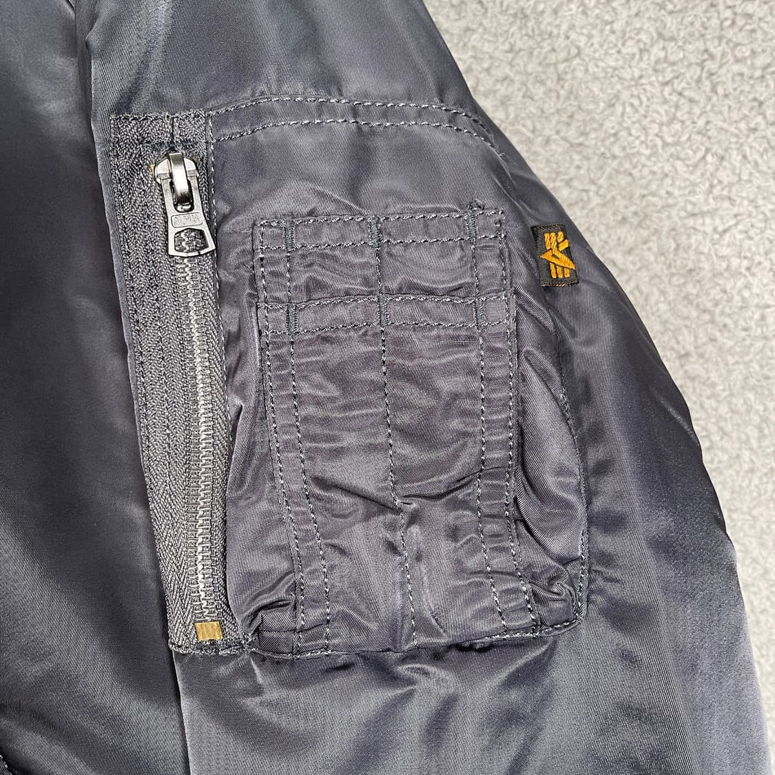 80s 미공군 납품용 알파인더스트리 MA-1 플라이트자켓 그레이 상품이미지5