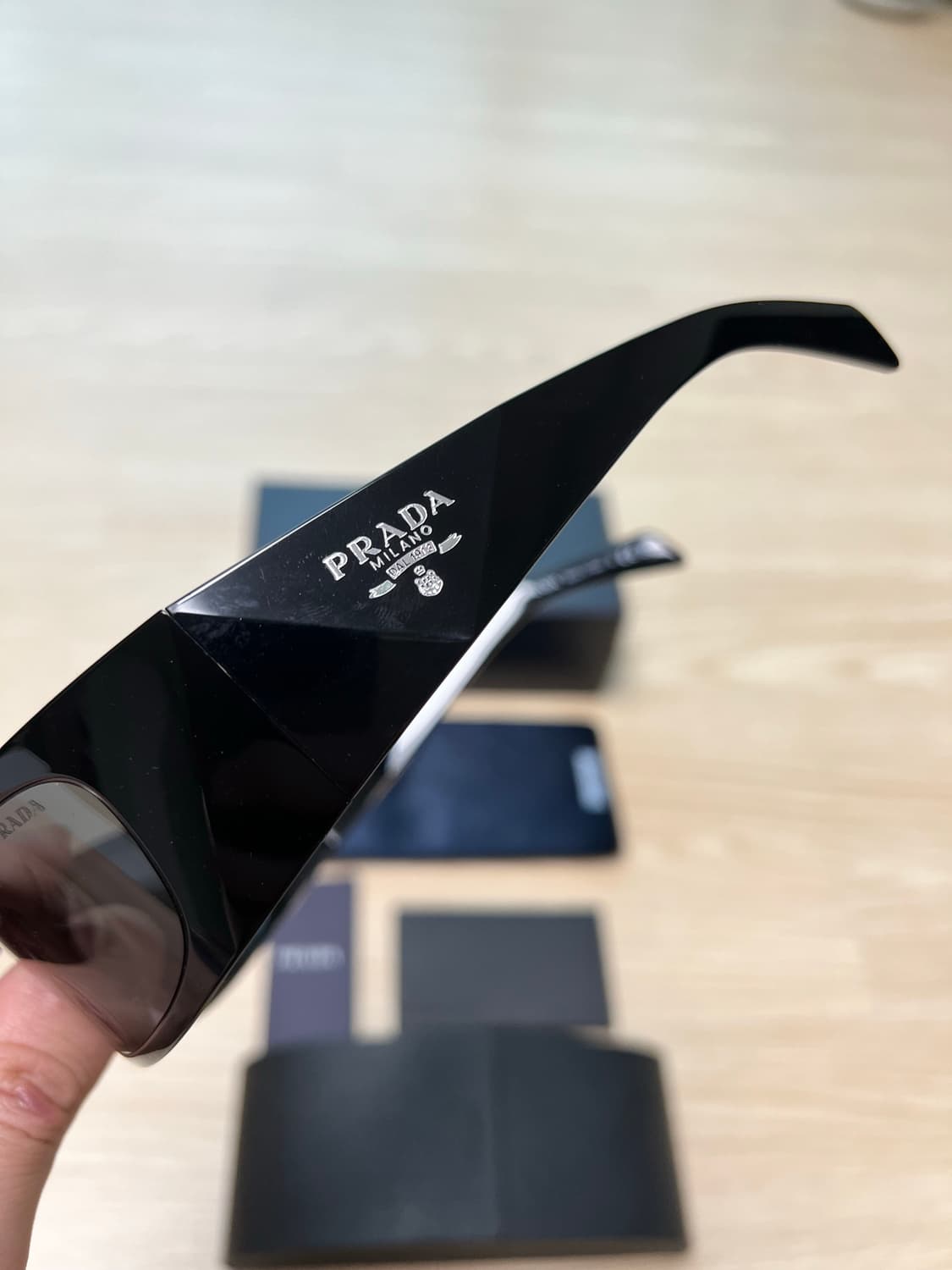 예, 칸예웨스트 프라다 선글라스 상품이미지3