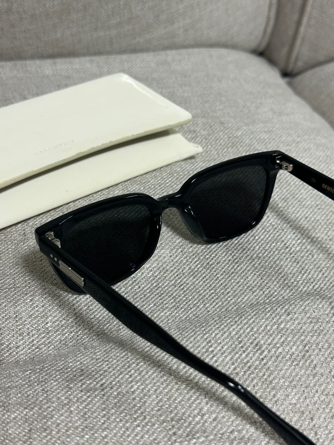 젠틀몬스터 몬도 상품이미지3