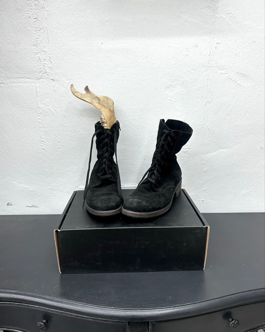 La Canadienne suede lace up combat boots 상품이미지1