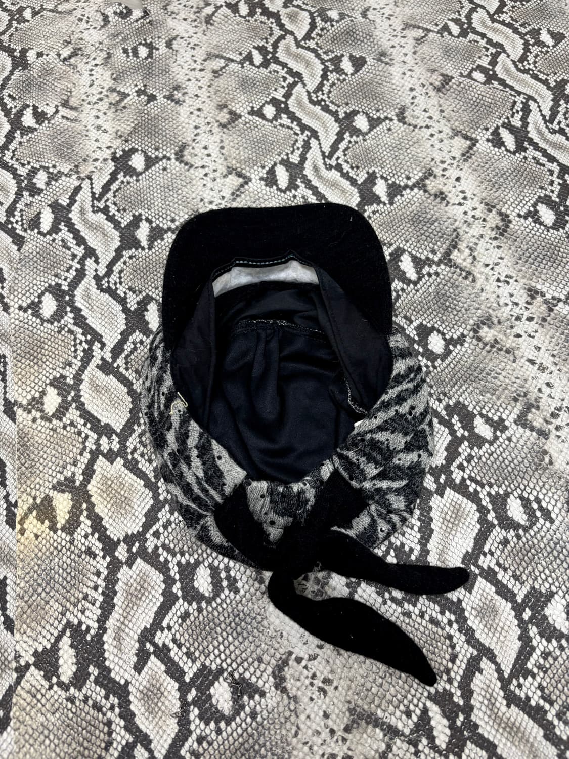 “Vintage” Zebra Pattern Cap 인스타릴스 참고 상품이미지3
