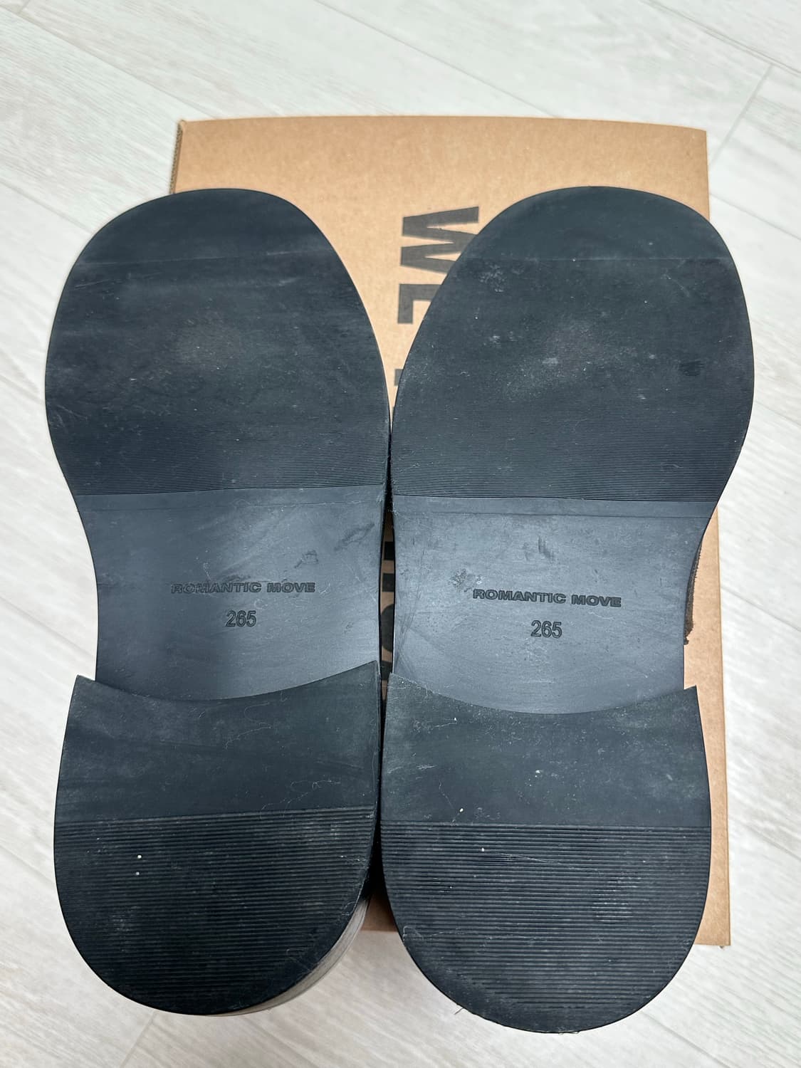 로맨틱무브 뉴 미니멀 로퍼  (리얼브라운 스웨이드) 265 / 박스x 상품이미지3