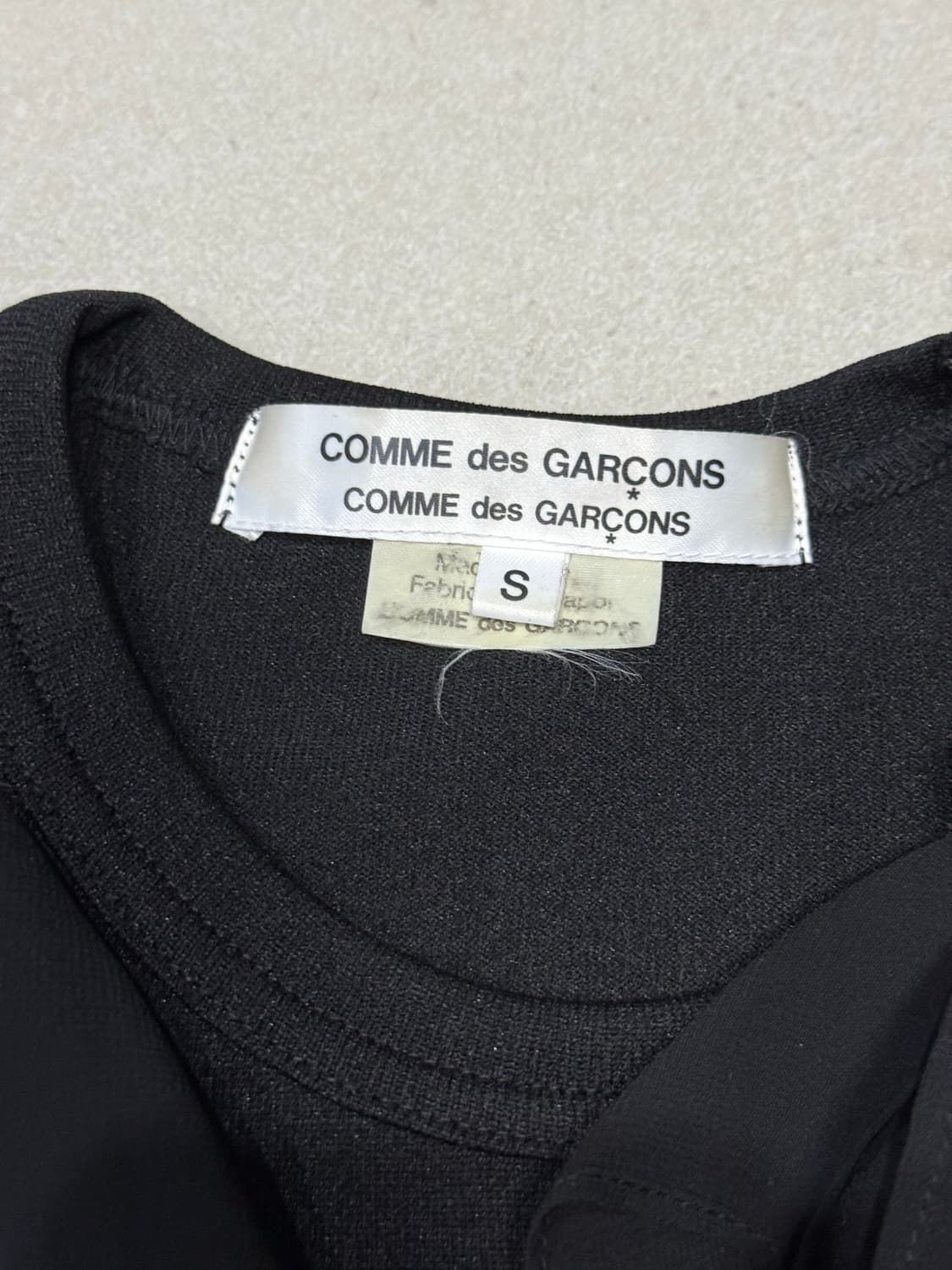 2019 꼼데가르송 프릴 폭탄 롱슬리브 티셔츠 상품이미지3