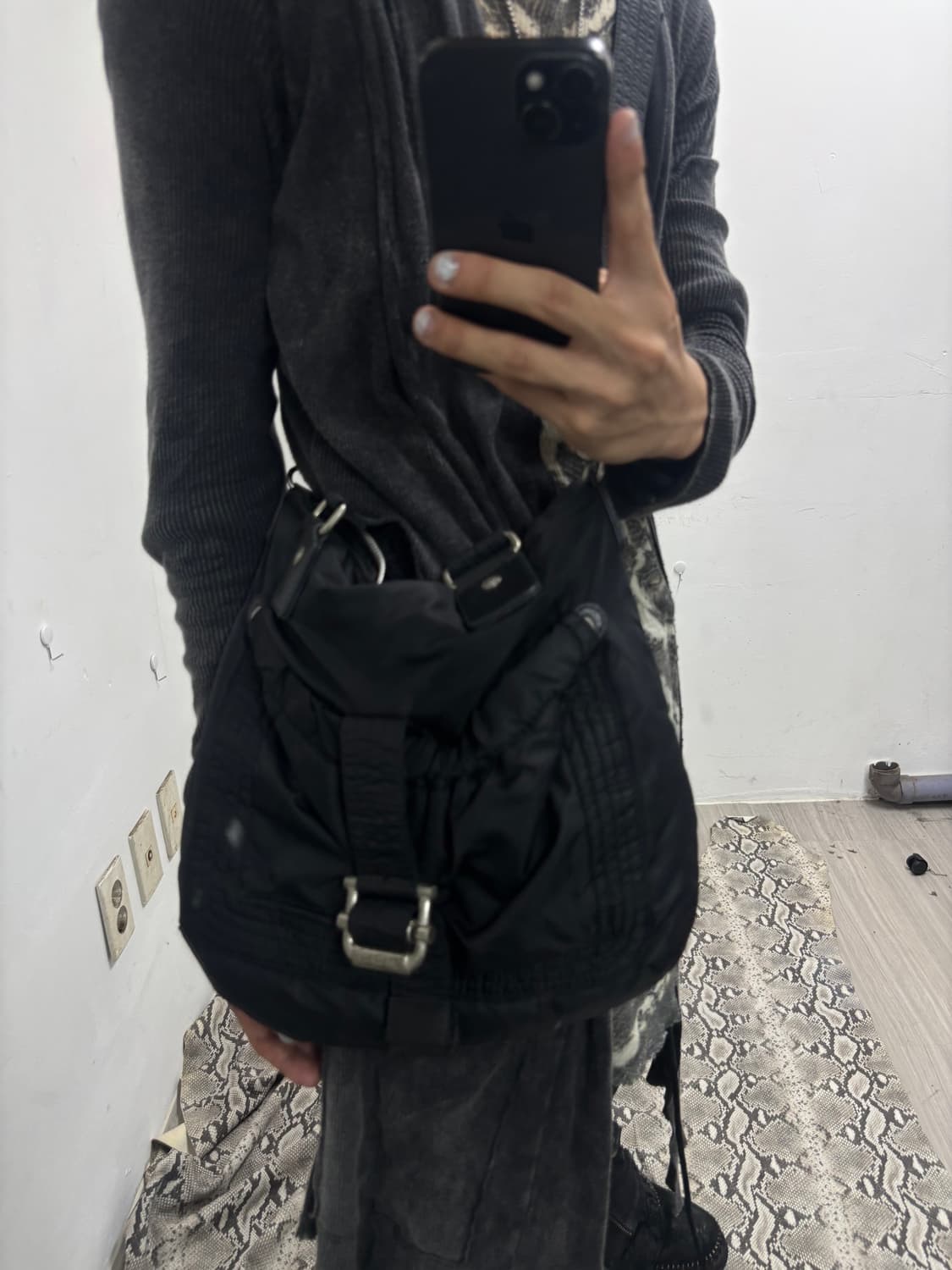 “Calvin Klein” Y2K Nylon Buckle Detail B 상품이미지3