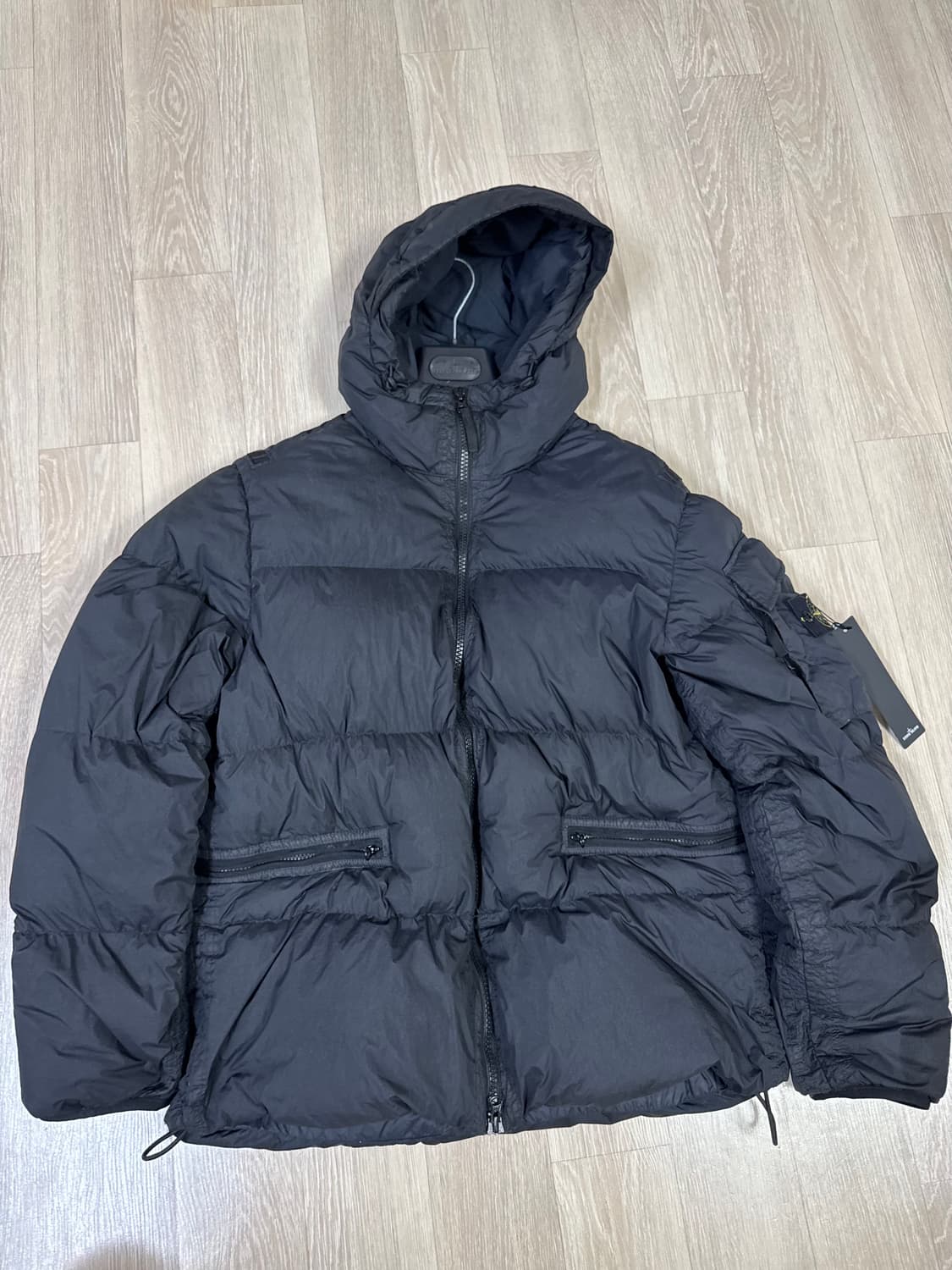 22FW L 스톤아일랜드 크링클랩스 패딩 블랙 상품이미지1