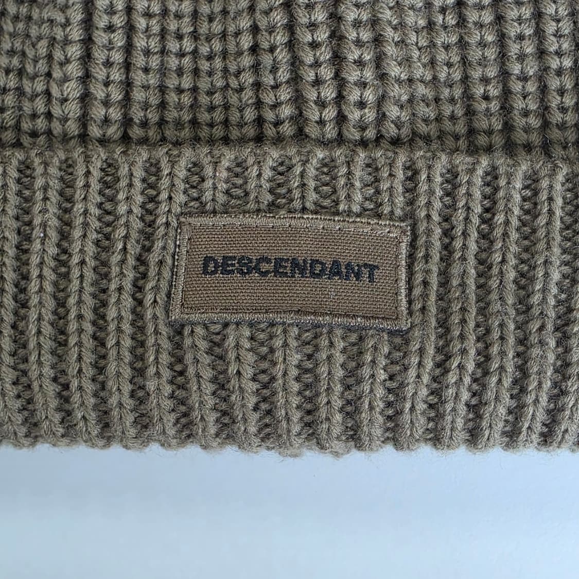 [DESCENDANT] 울 혼방 카키 로고 비니 상품이미지2