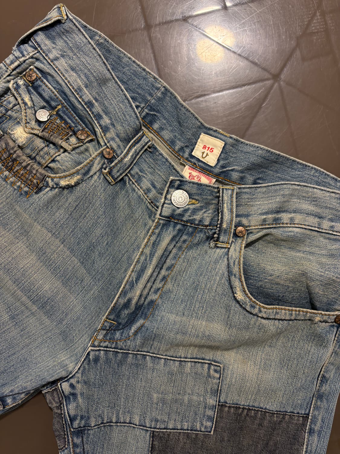 트루릴리전 빈티지 패치 데님팬츠 상품이미지3