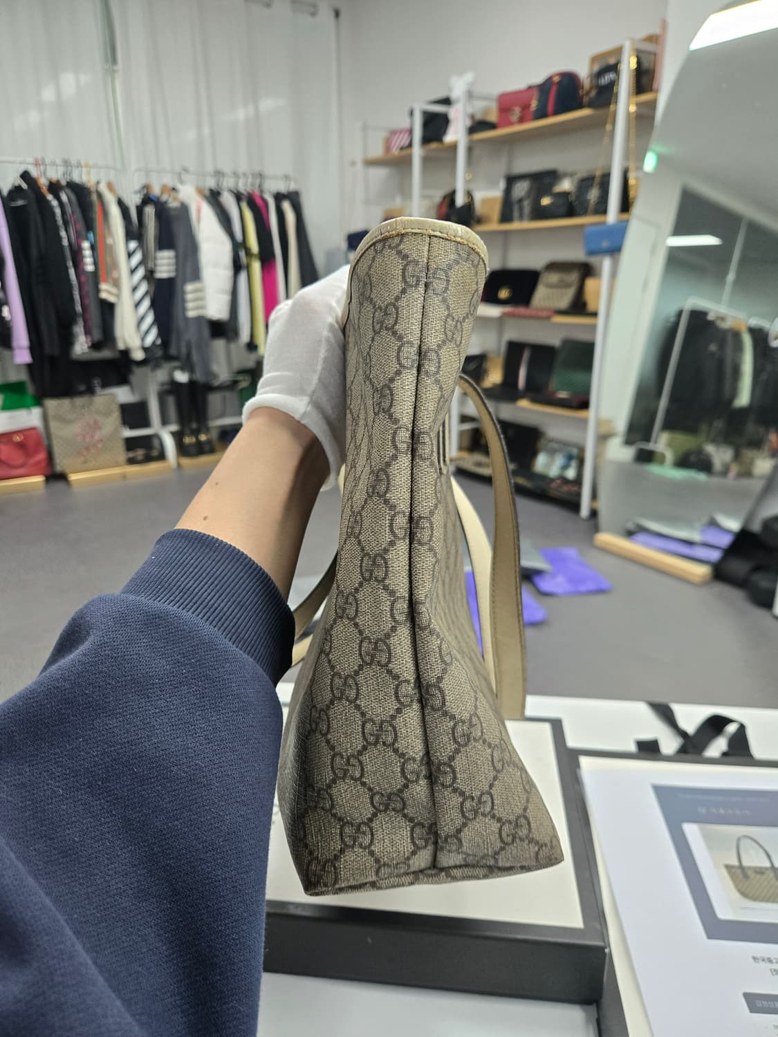 [50%세일] 구찌 시그니처 토트백 라지 상품이미지3