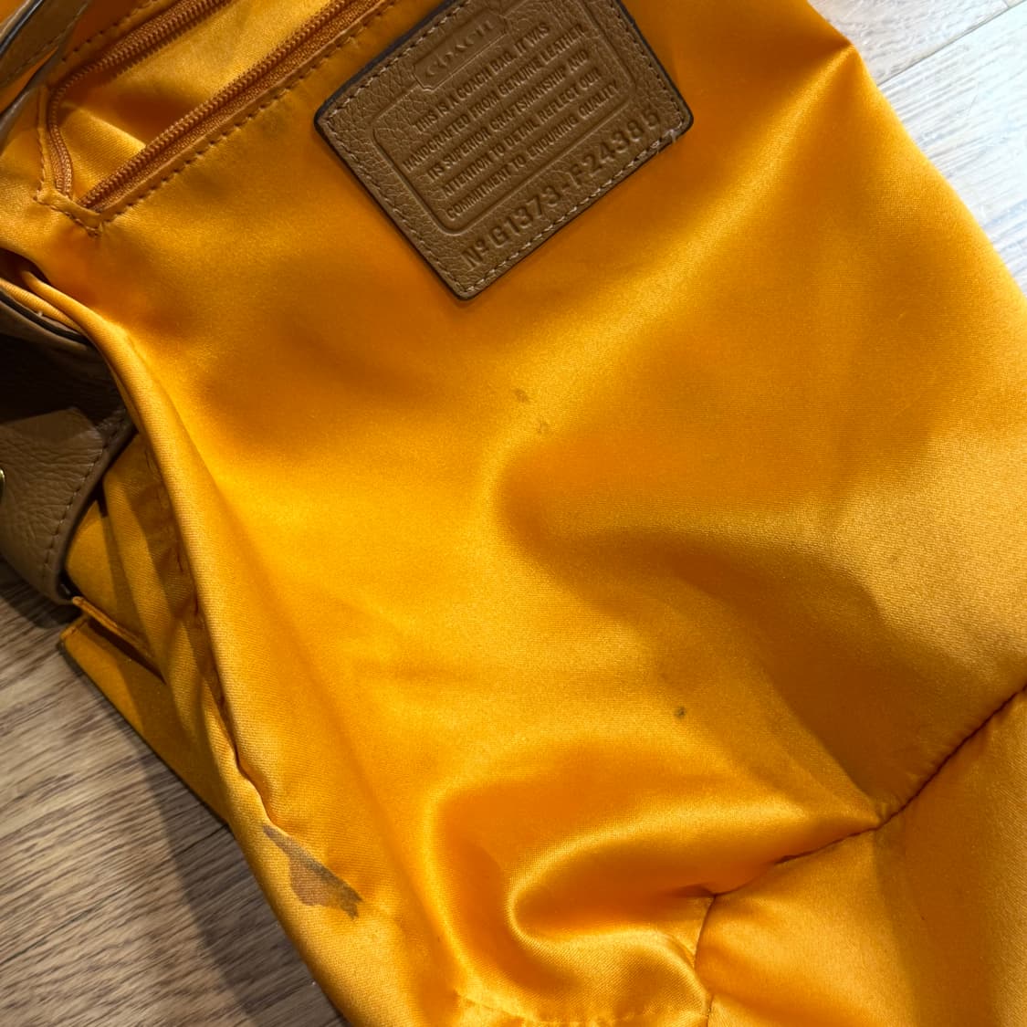 코치 빈티지 레더 브라운 백팩 상품이미지5