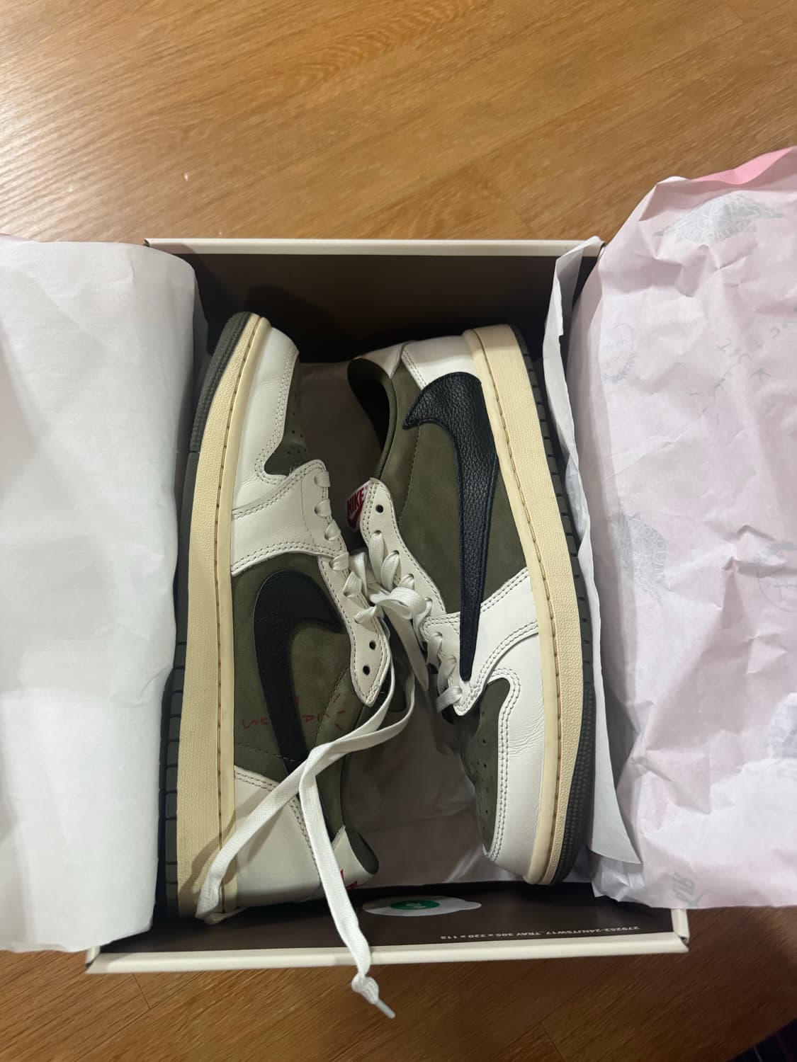 나이키 에어 조던 1 로우 OG SP 트래비스 스캇 올리브 상품이미지5