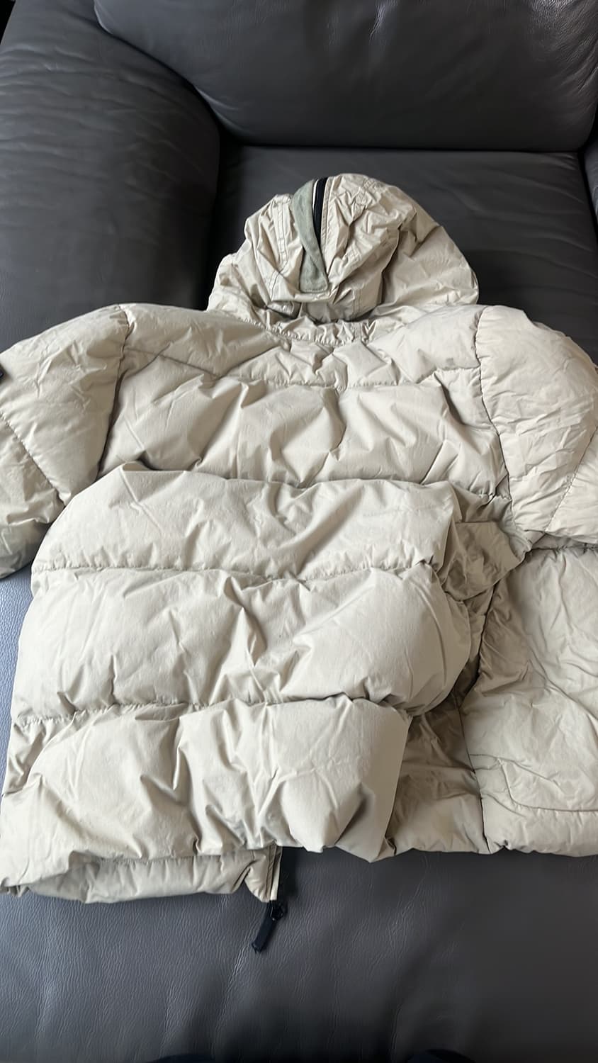 XL스톤 아일랜드 나슬란 다운 자켓 베이지 - 22FW 상품이미지5