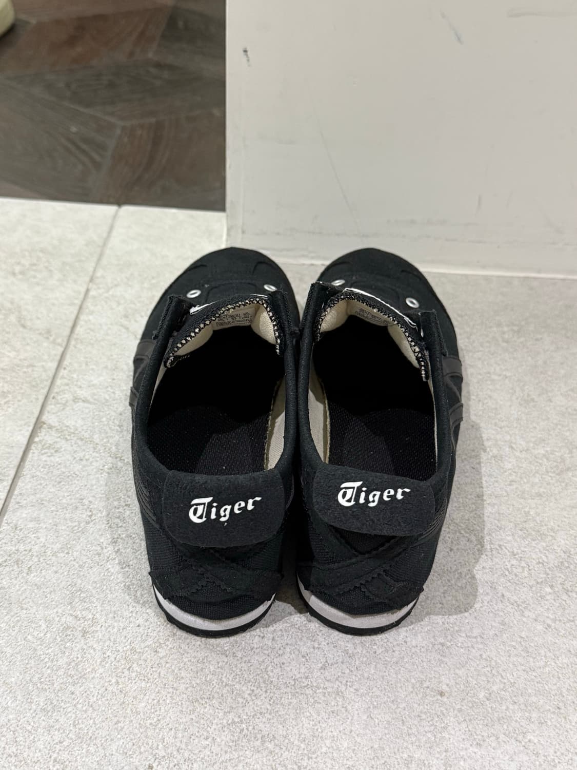 오니츠카타이거 슬립온 250 상품이미지3