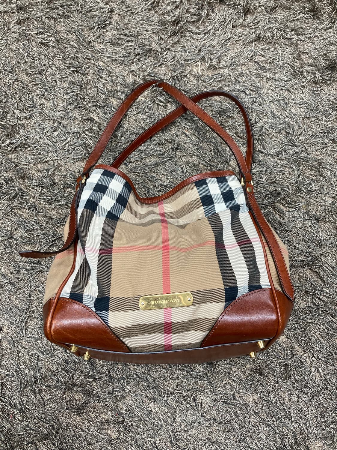 버버리 여성토트백 상품이미지1