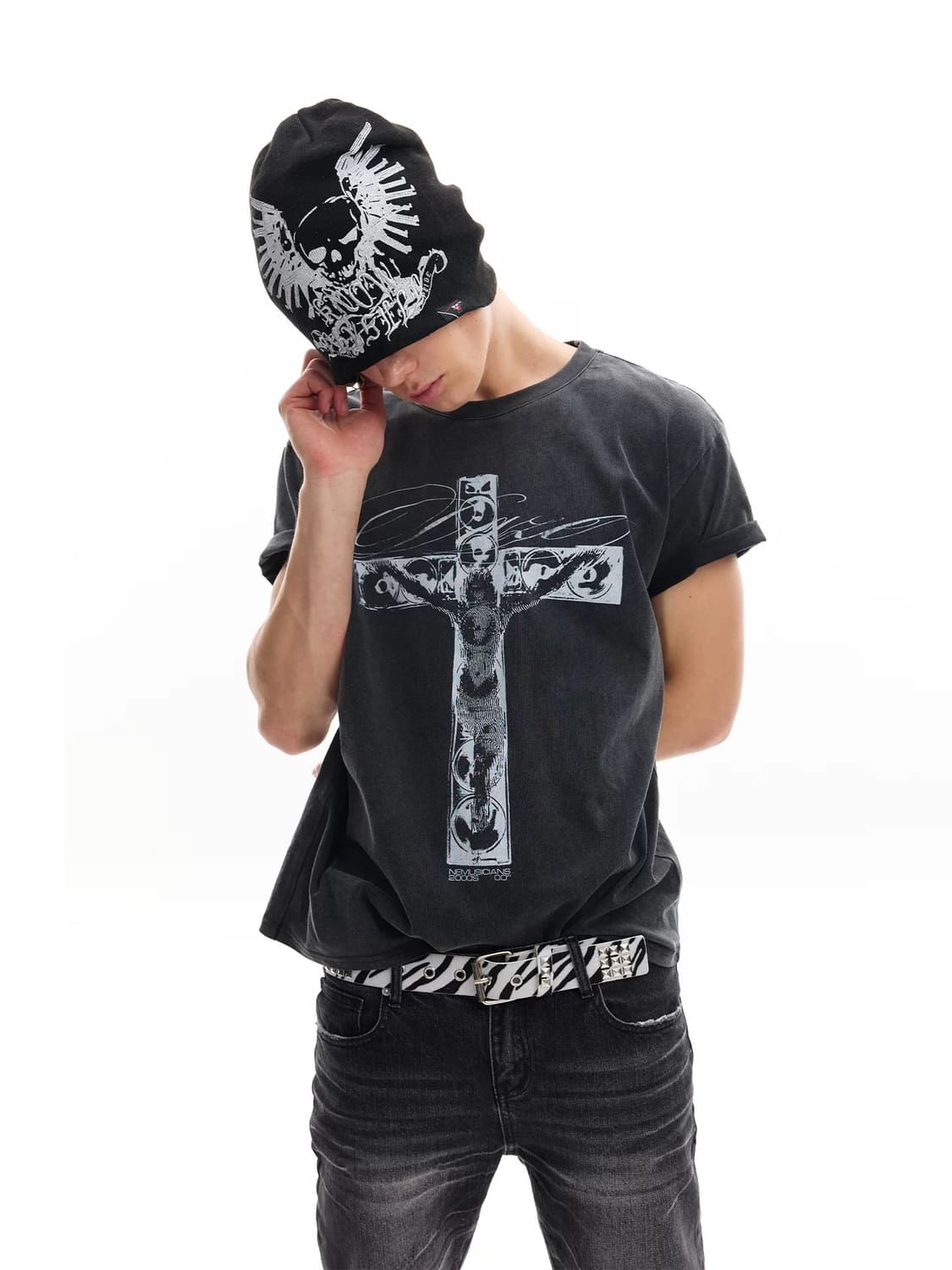 Rhythm Slave Cross Print T-Shirt 상품이미지2