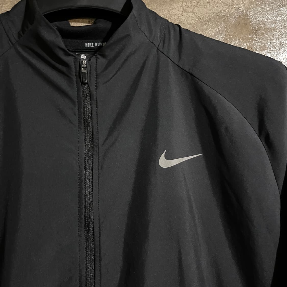 나이키 런닝 집업 상품이미지2