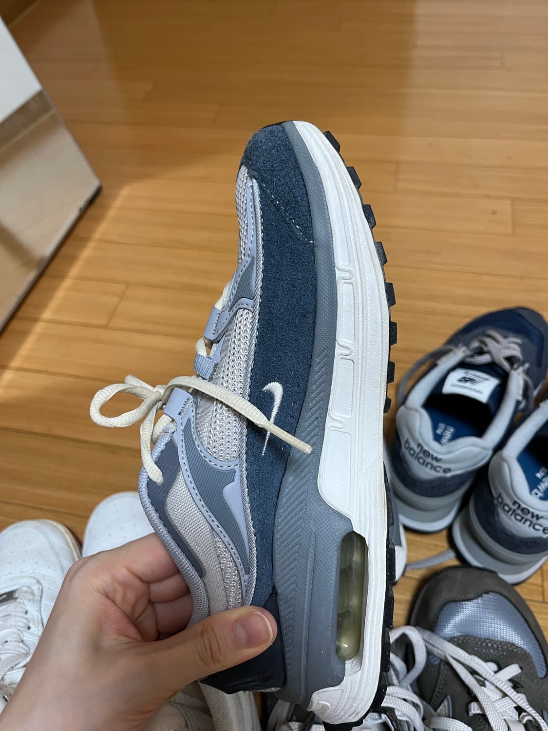 나이키 240 상품이미지3