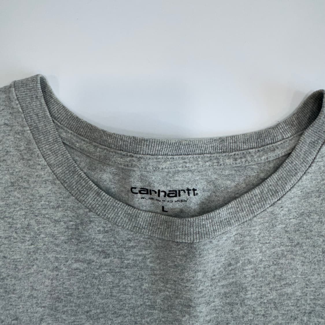 Carhartt 칼하트 성조기 로고 그레이 원포켓 반팔티  상품이미지5