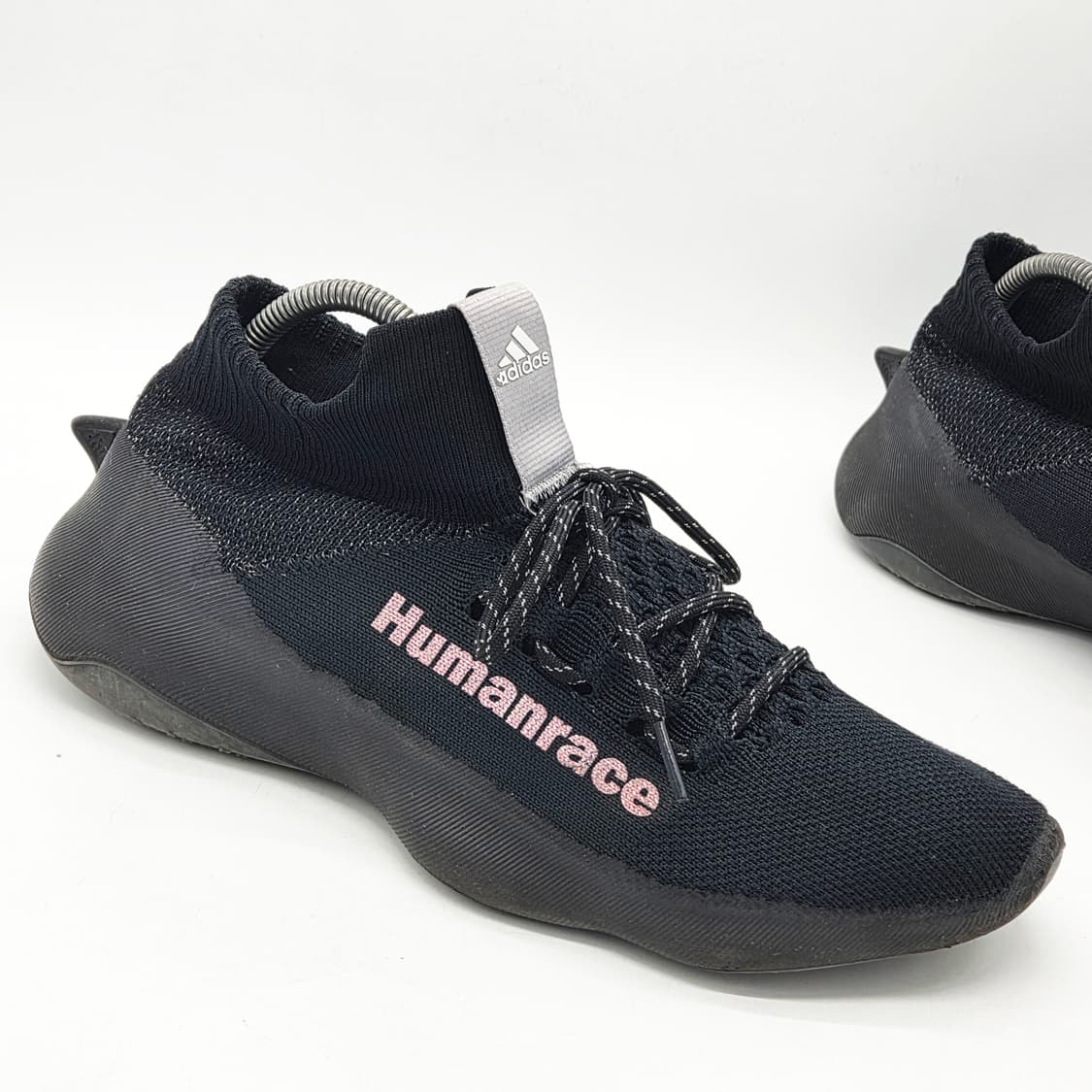 아디다스 x 퍼렐 윌리엄스 휴먼레이스 시초나 블랙 핑크 (280) 상품이미지5
