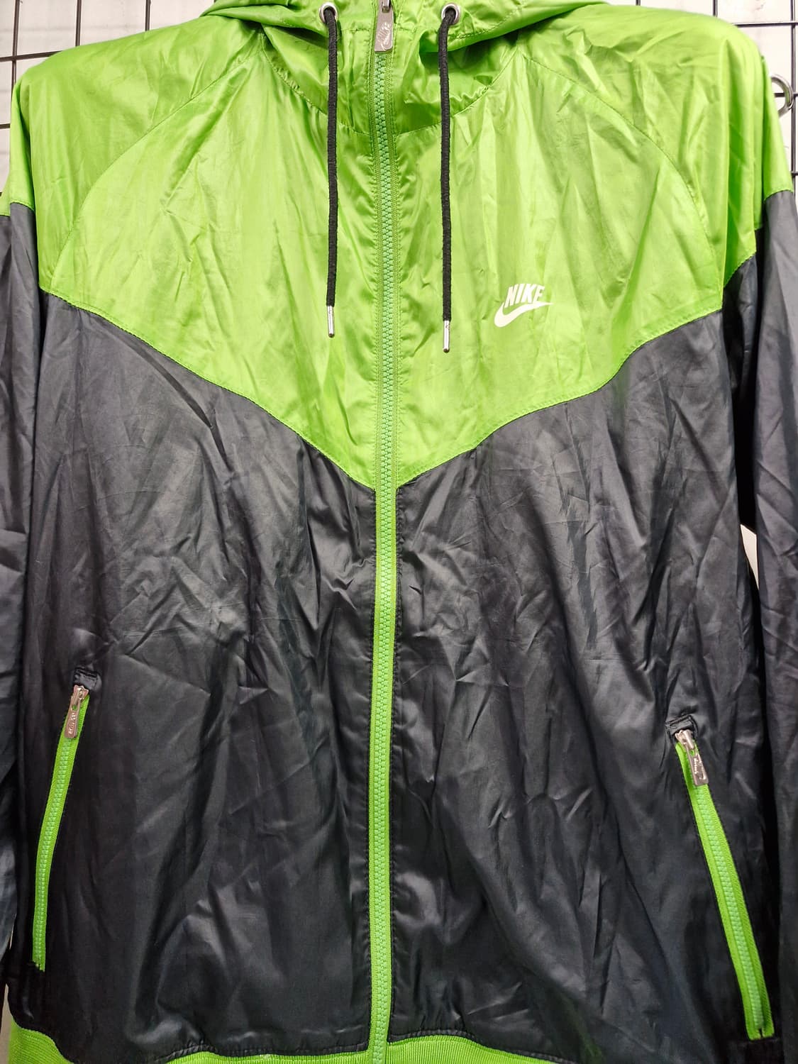 105XL 나이키 윈드러너 바람막이 자켓. 상품이미지5