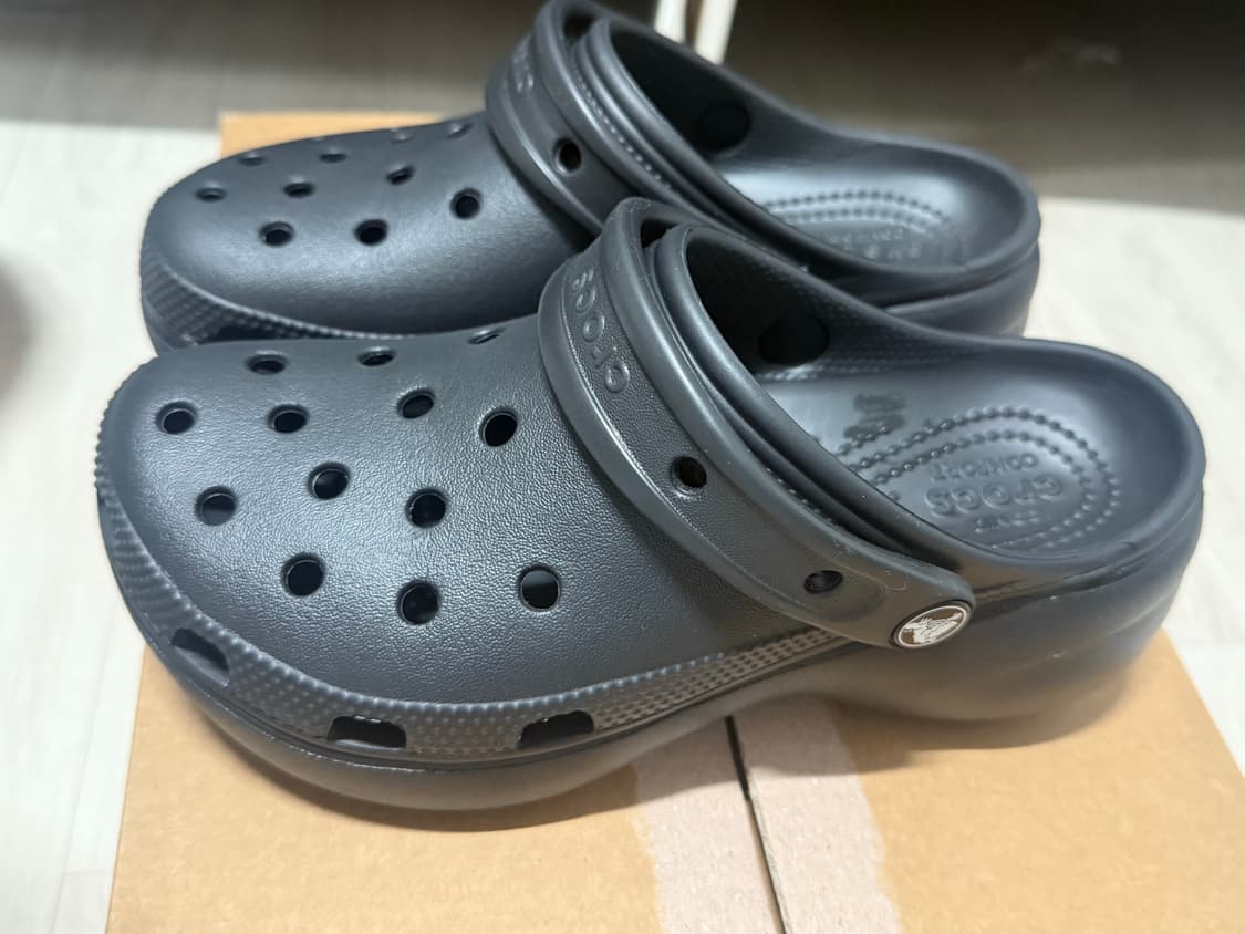 크록스 클래식 플랫폼 블랙 상품이미지2