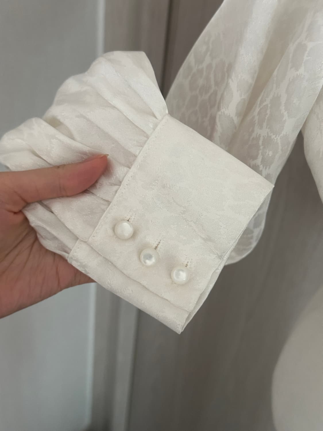 체리퀴리 레오파드 자가드 크롭 블라우스 1사이즈 상품이미지6