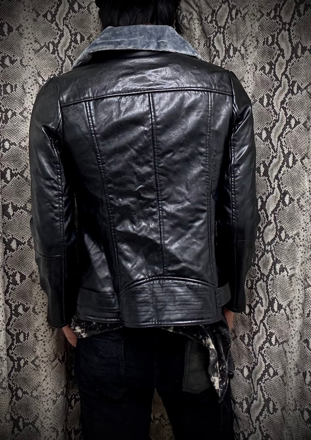 [00‘s]Dark Blue Fur Eyelet Detail Leathe 상품이미지6