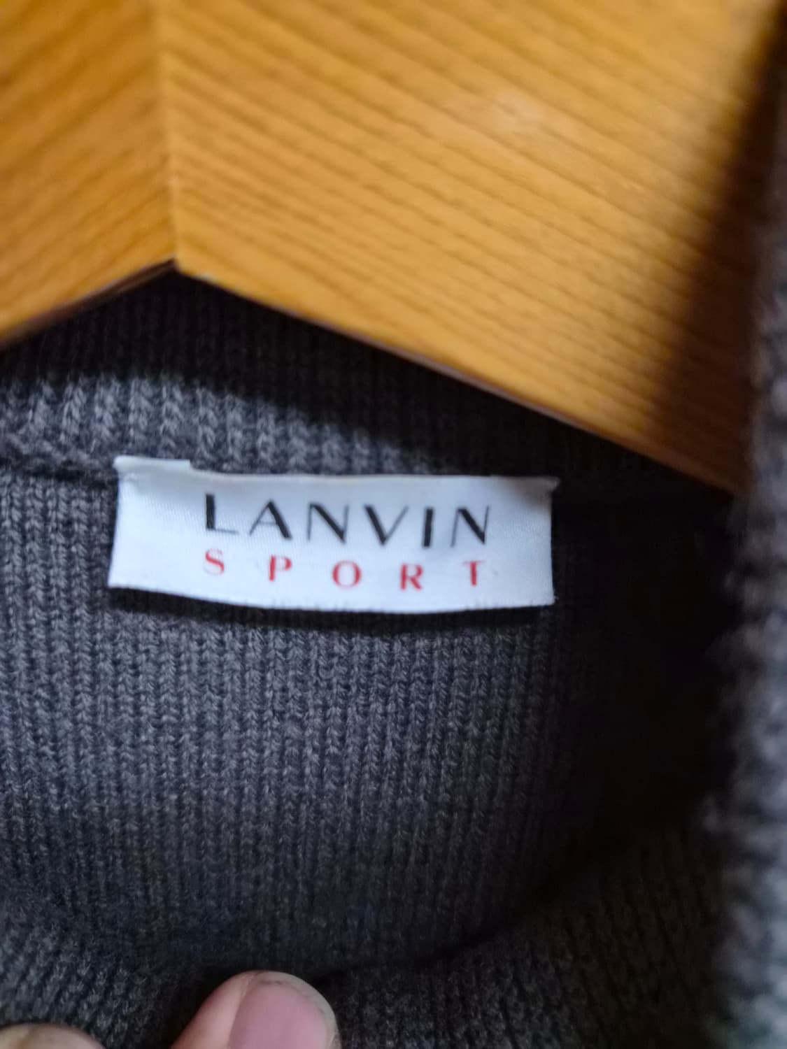 105) LANVIN 랑방 스포츠 니트 패딩 집업 팝니다 상품이미지3